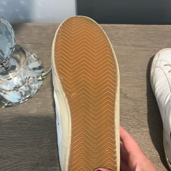 Golden goose sneakers with box and papers! - Picture 8 of 9